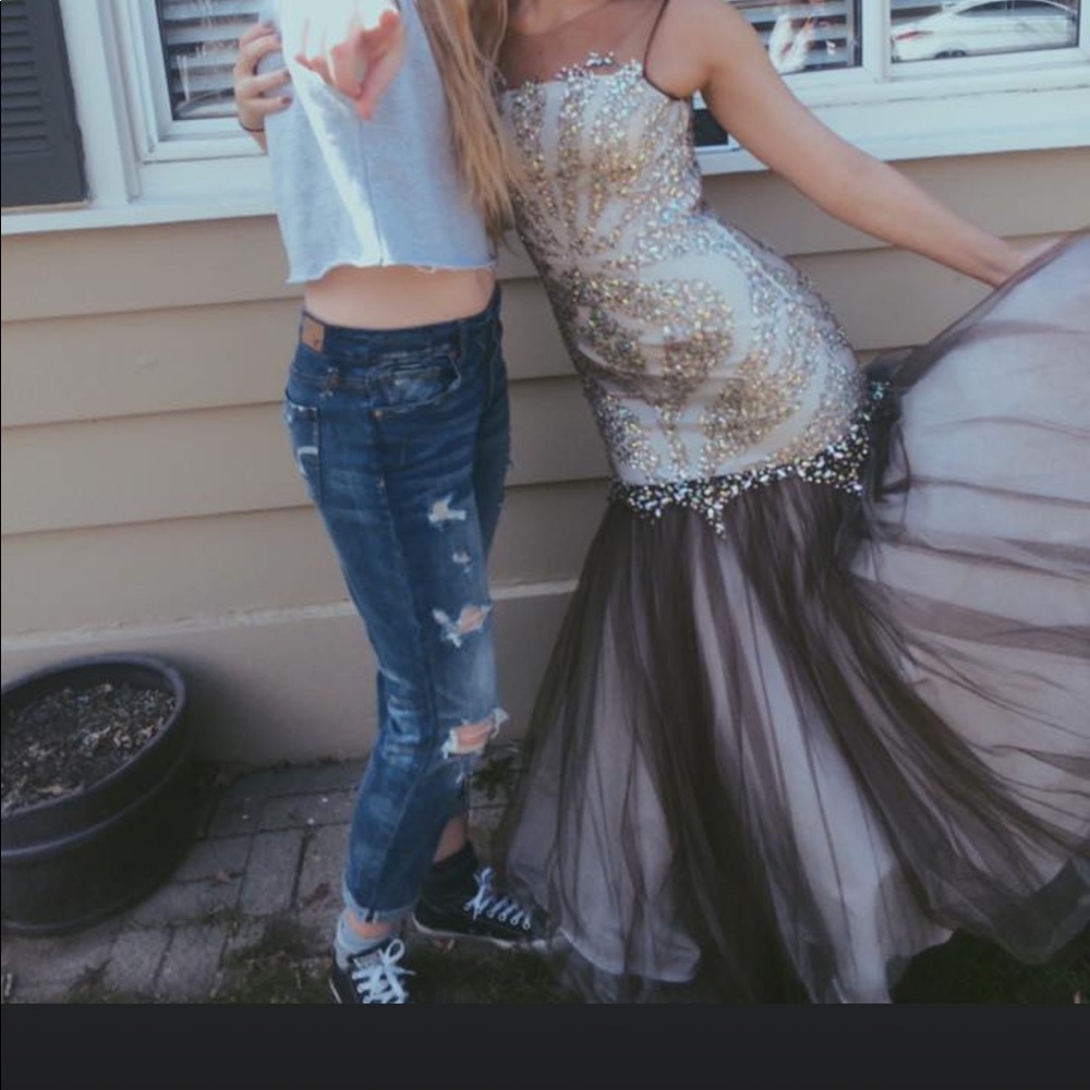 Prom Dress - Picture 5 of 5